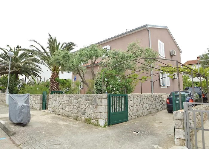 With Garden - Ana 1 Apartament Mali Lošinj