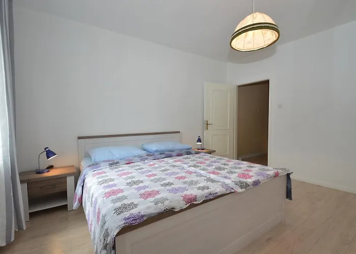 Apartament With Garden - Ana 1 Mali Lošinj